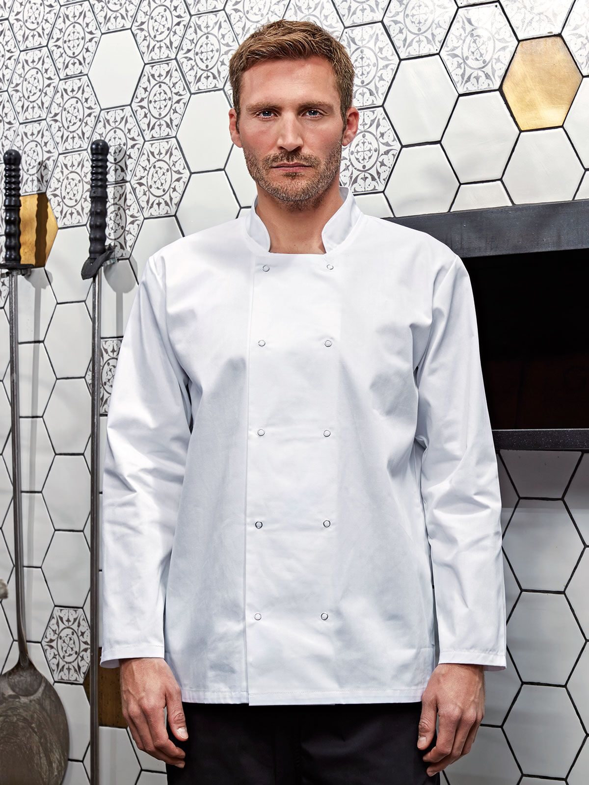 Kochjacke mit langen Ärmeln und Nieten